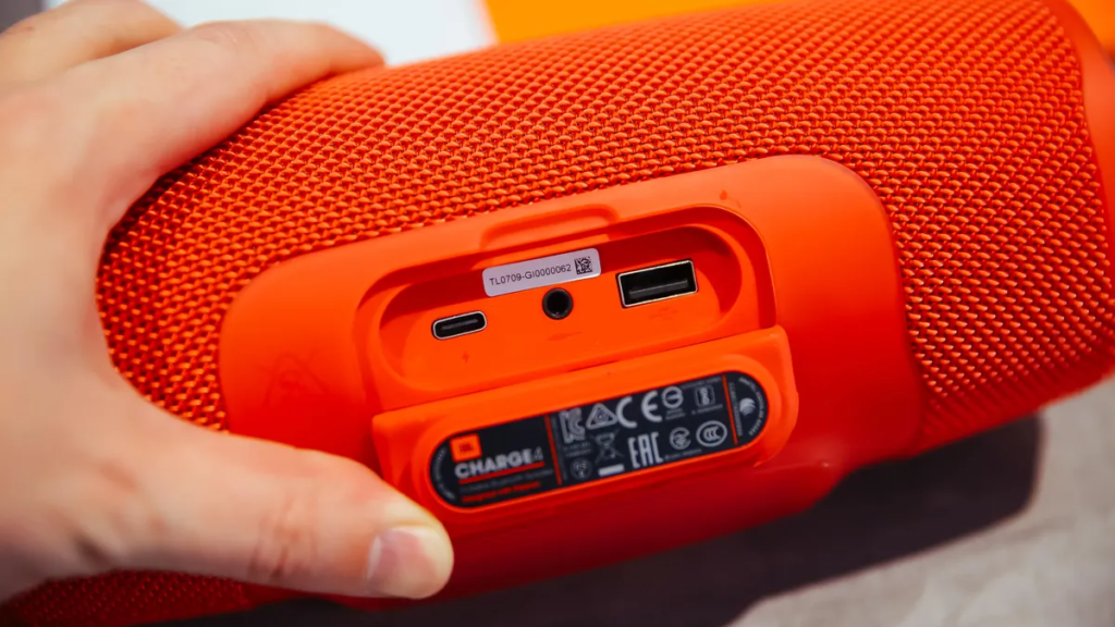 jbl charge 4