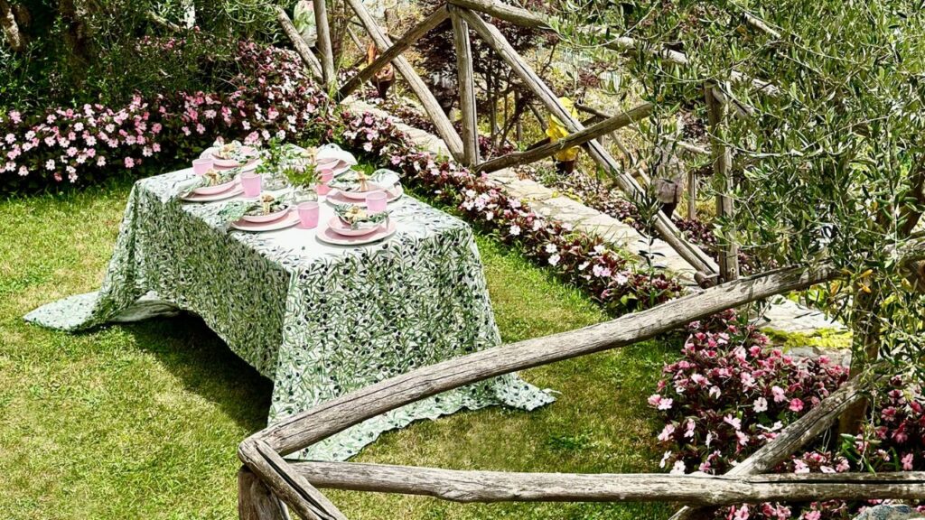 table cloth